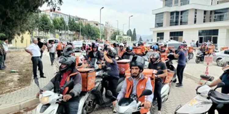 Motokuryeler kayıt altına alındı, kadın şoföre teşvik geldi