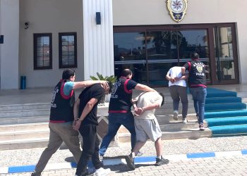 Akaryakıt İstasyonunda Kadına Saldıran Saldırganlar Yakalandı