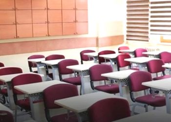 ‘Hayalet’ sınıflar patladı: Yüzlerce kişinin diploması iptal edildi