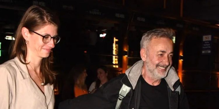 Mehmet Aslantuğ psikolog sevgilisi Canan Şahin ile aşka geldi