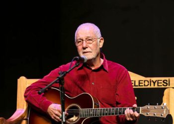 Son dakika… Sanatçı İlhan Şeşen hayatını kaybetti