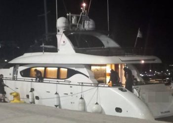 Göçmen Kaçakçıları Lüks Yatlara Yöneldi: Tarife dudak uçuklattı