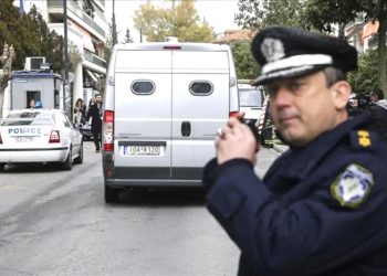 Türk mafyası Atina’da, Yunan ajanlarına kurşun yağdırdı