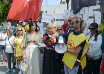 Bodrum’da velilerden “Öğrencime dokunma “ eylem ve basın açıklaması