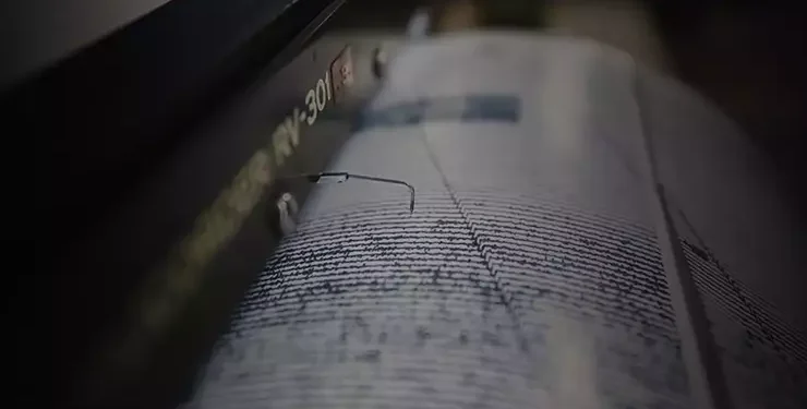 SON DAKİKA | Ege’de korkutan deprem! Muğla’yı da salladı…