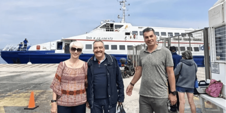 Bodrum’dan ilk feribot komşu Leros adasına gitti