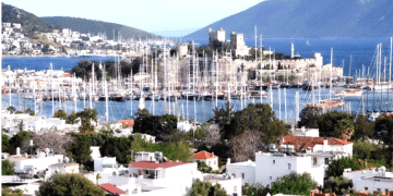 Bodrum’da plaja girmek servet istiyor! 10 bin TL giriş ücretiyle Bodrum yine birinci sırada.