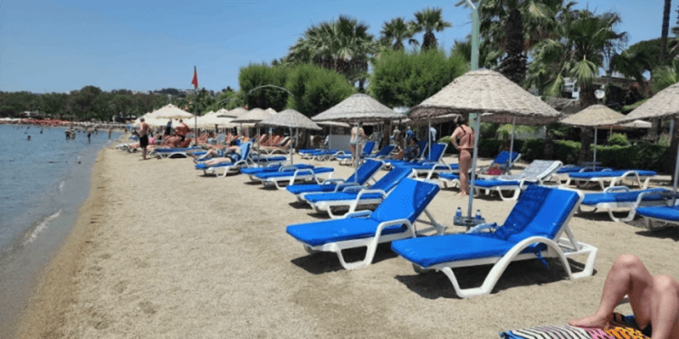 OTELCİ, GÜNÜ KURTARMAYA ÇALIŞIYOR