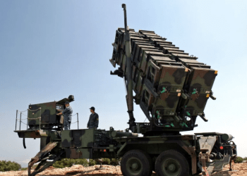 Yunanistan Patriot füze sistemlerini turistik adaya yerleştiriyor