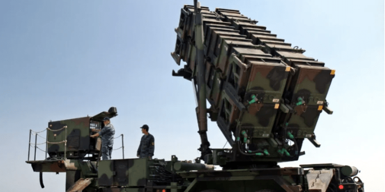 Yunanistan Patriot füze sistemlerini turistik adaya yerleştiriyor