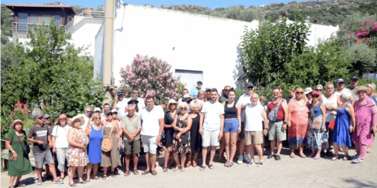Bodrum’daki tatil sitesinde elektriksiz kalma korkusu sokaklara döktü 44 derecede eylem yaptılar