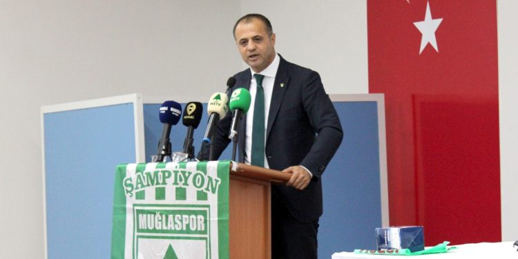 Muğlaspor’da Olağanüstü Kongre: Menaf Kıyanç Güven Tazeledi