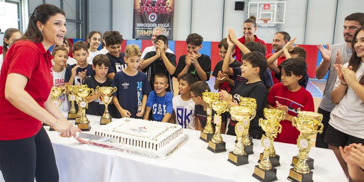 Bahçeşehir Koleji Bodrum Kampüsü Öğrencilerinden Sporda Büyük Başarı