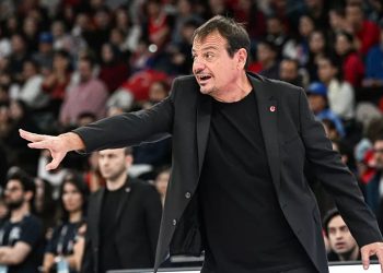 Yunanistan karıştı! ‘Ergin Ataman’ı tutuklayın’