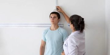 En ideal erkek boyu kaç? Bilimsel araştırma yanıtladı