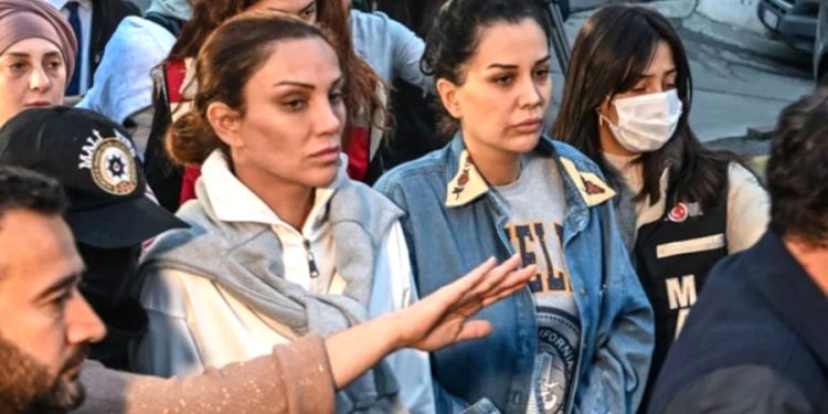 Dilan Polat psikiyatri kliniğine yatış yaptı