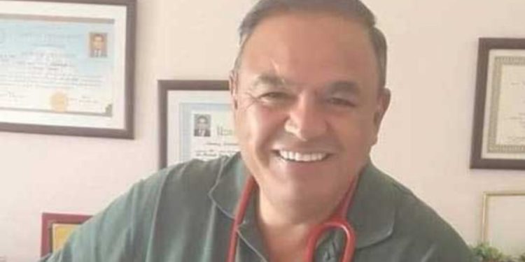 Kanserle ilgili 26 çalışma yürüten Türk doktor, evinde ölü bulundu