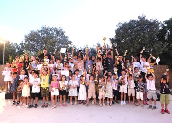 MİNİK HAYALLER ÖĞRENCİLERİ KUPA VE MADALYALARINA KAVUŞTU