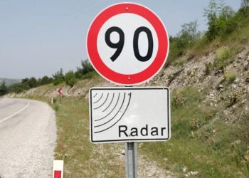 Trafikte yeni dönem başlıyor: Tabelalar yenileniyor