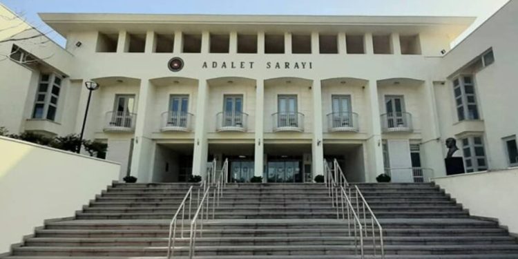 Bodrum’da 23 Hakim ve Savcının Yeri Değişti