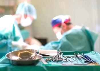 Estetik ameliyatını diş hekimi yaptı, hasta göğüslerini kaybetti