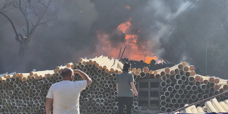 MUSKİ Depolama Alanında Yangın Çıktı!