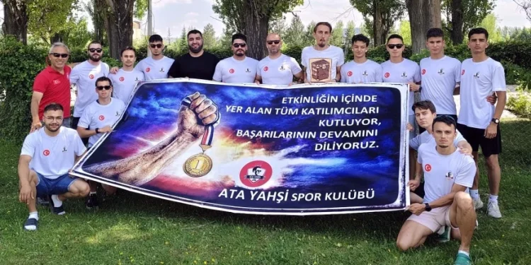 Yaşamını yitiren Milli Sporcu oğlunun adına kurduğu kulüp ile Türkiye 3. oldu