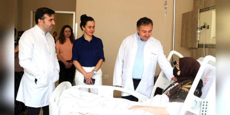 Zayıflamak için içtiği bitki çayları karaciğerini bitirdi, organ nakli oldu