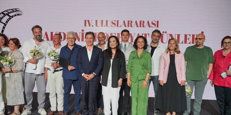 Bodrum’da Edebiyat ve Sinema Konuşuldu