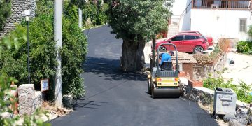 Küçükbük’te Üstyapı Çalışmaları Sürüyor