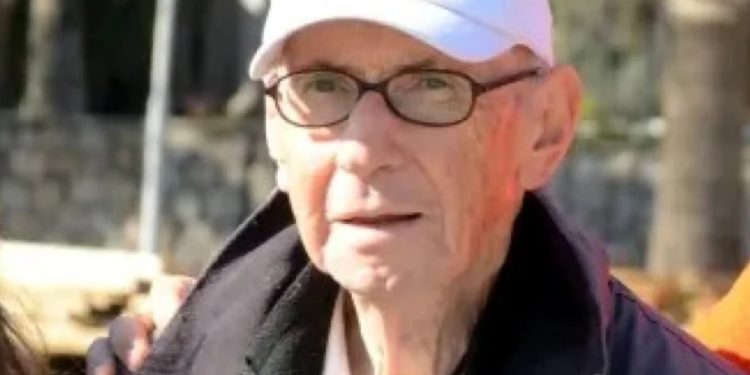 Milli kürek sporcusu ve antrenör Celal Gürsoy evinde düşerek yaşamını yitirdi