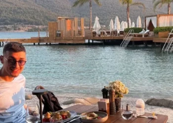 Galatasaray’ın kalecisi Bodrum’da… Heyecan yaratan fotoğraf! Djordje Petrovic, Bodrum’da tatilde…