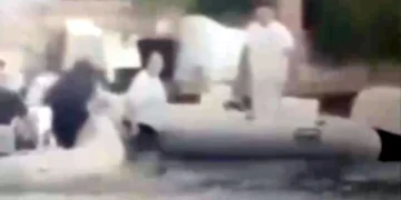 24 yaşındaki denizciyi öldürenler, sahilde küreklerle dövüldüler