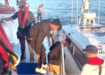 Bodrum açıklarında radara yakalandılar