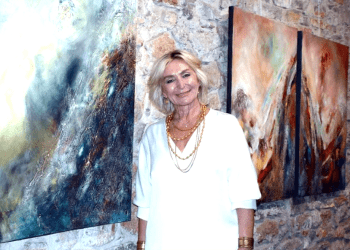 Ressam Arutan’ın Gerçekliğin Ötesi’ndeki eserleri hayran bıraktı