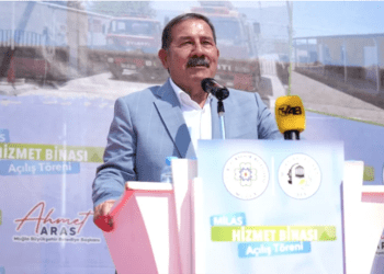 CHP’Lİ BELEDİYE BAŞKANIDA İSYAN ETTİ “GÜLLÜK’TE ATIK SULAR DENİZE SIZIYOR” DEDİ, A.ARAS’A SORDU