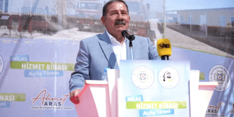 CHP’Lİ BELEDİYE BAŞKANIDA İSYAN ETTİ “GÜLLÜK’TE ATIK SULAR DENİZE SIZIYOR” DEDİ, A.ARAS’A SORDU