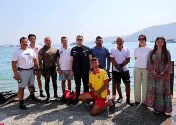 Torba koyunda denizin temizliği şaşırttı