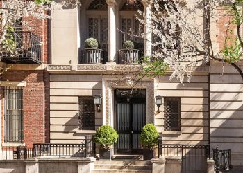 Tüm dünyanın konuştuğu evi Rahmi Koç satın aldı