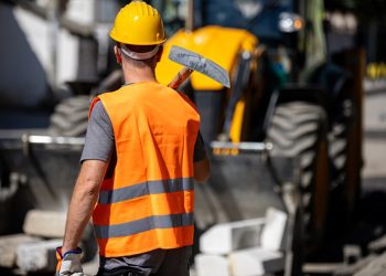 Hafta tatilinde çalışanı korkutan gelişme