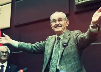 87 yaşındaki Yılmaz Büyükerşen’in 19 yıl hapsi istendi, Eskişehir halkı isyan etti