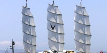 Dünyanın en zengin 3. Kadını, dünyanın en büyük yelkenlisi ile Bodrum’da