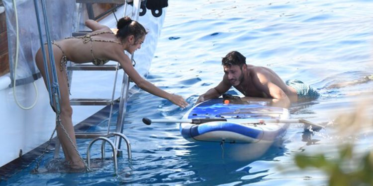 Hafsanur Sancaktutan ile Kubilay Aka, tatilde