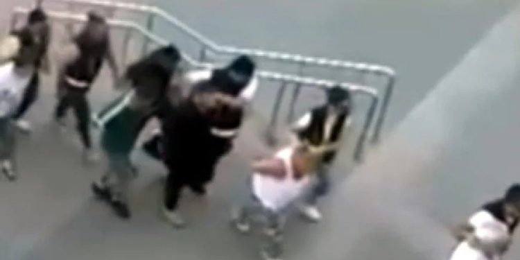 Bodrum’da Kamyonet ve Otomobil Çarpıştı: 4 Yaralı