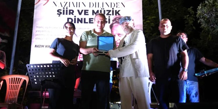 ÜNLÜ ŞAİR NAZIM HİKMET RAN MİLAS- ÖREN’DE ANILDI