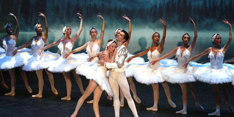 Bodrum’da Sanat ve Tarih Bale Festivalinde Buluştu