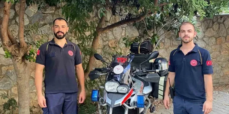 Bodrum ve Marmaris’te hizmete girdi: Motosiklet ambulanslar iş başında