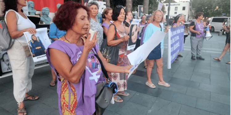 Bodrum’da kadınlar şokta: Kadın cinayeti eylemine hazırlık yaparken kadın cinayeti haberi geldi