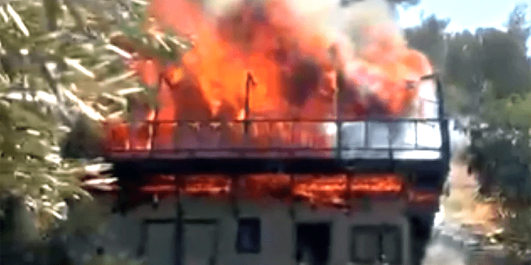 SON DAKİKA SON DAKİKA Mazı ‘da bir ev alev alev yanıyor