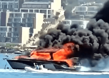 Gündoğan koyunun ortasında yanan 10 milyon TL’lik yat YANA YANA SÖNDÜ